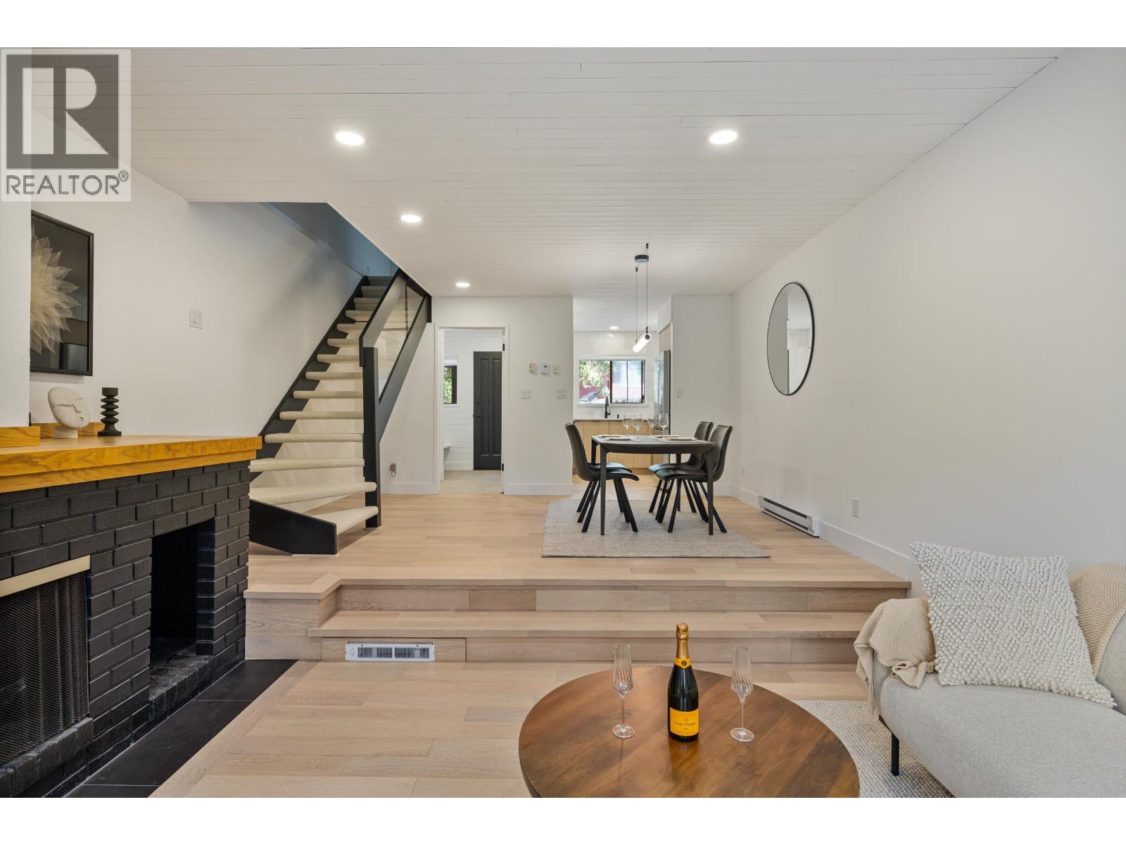 31 1200 ALTA LAKE ROAD, Whistler