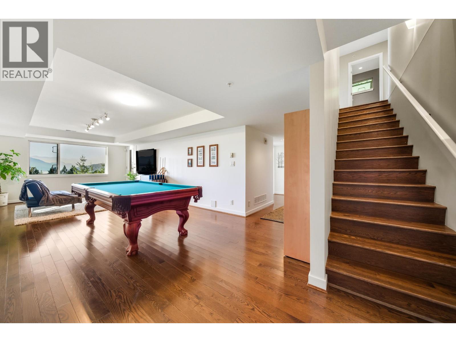 8519 SEASCAPE DRIVE, West Vancouver