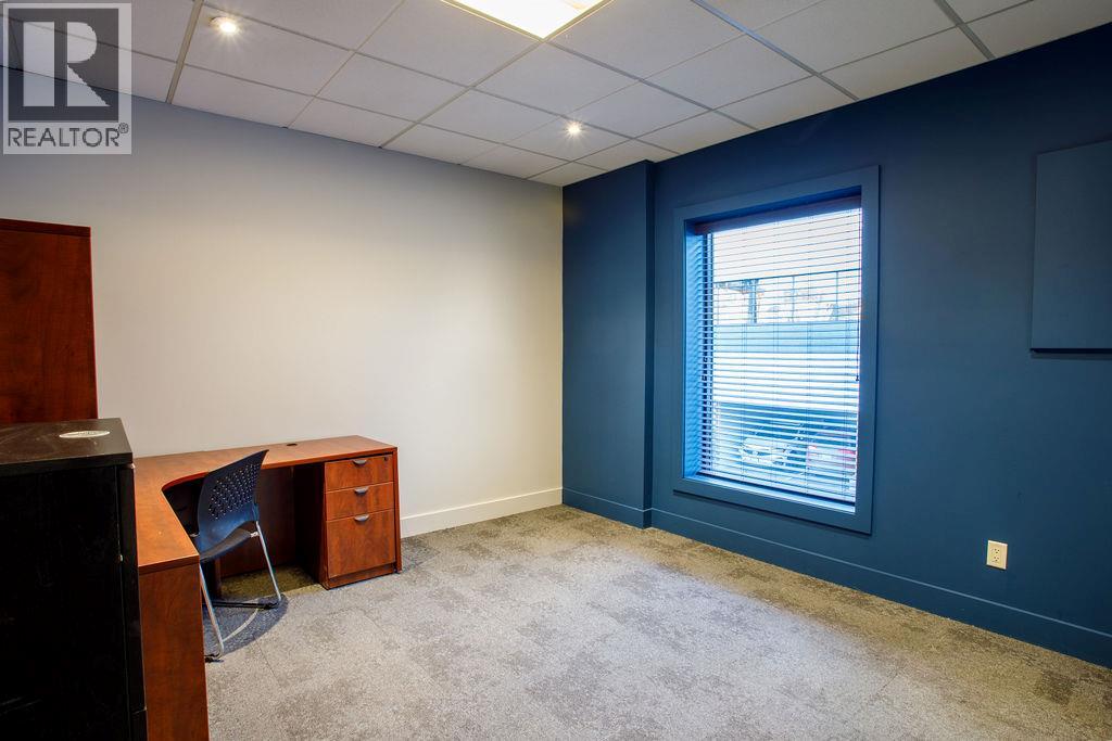 200 1455 Ellis Street, Kelowna