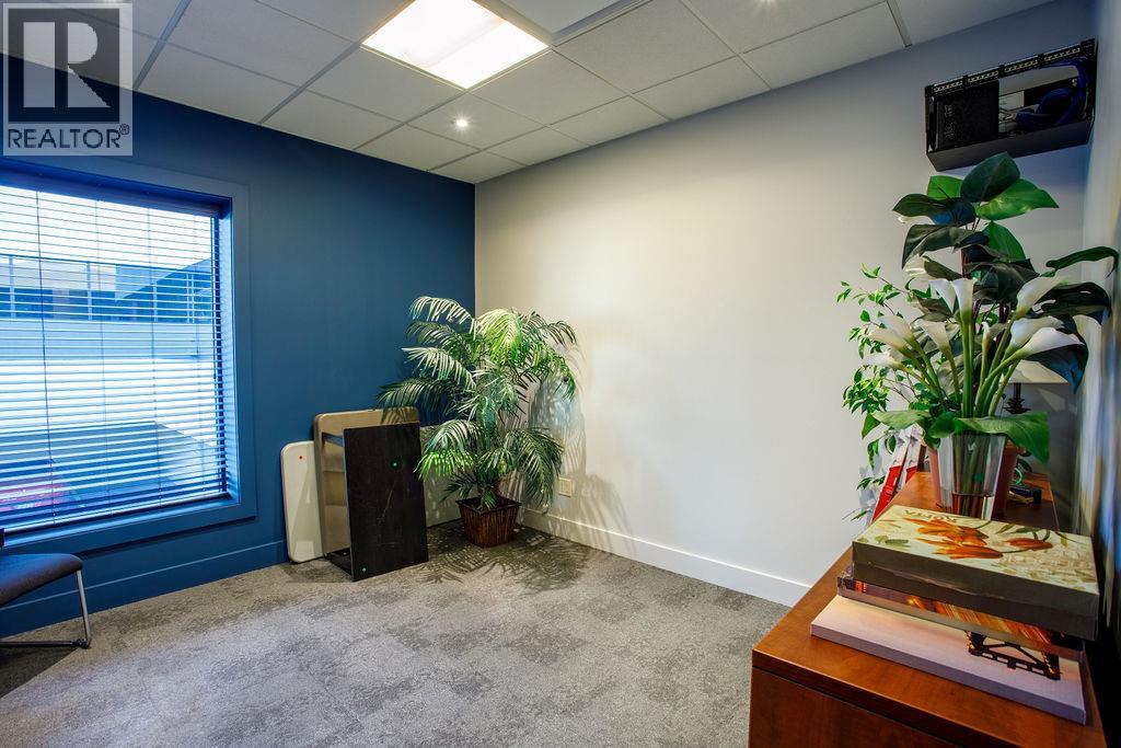 200 1455 Ellis Street, Kelowna