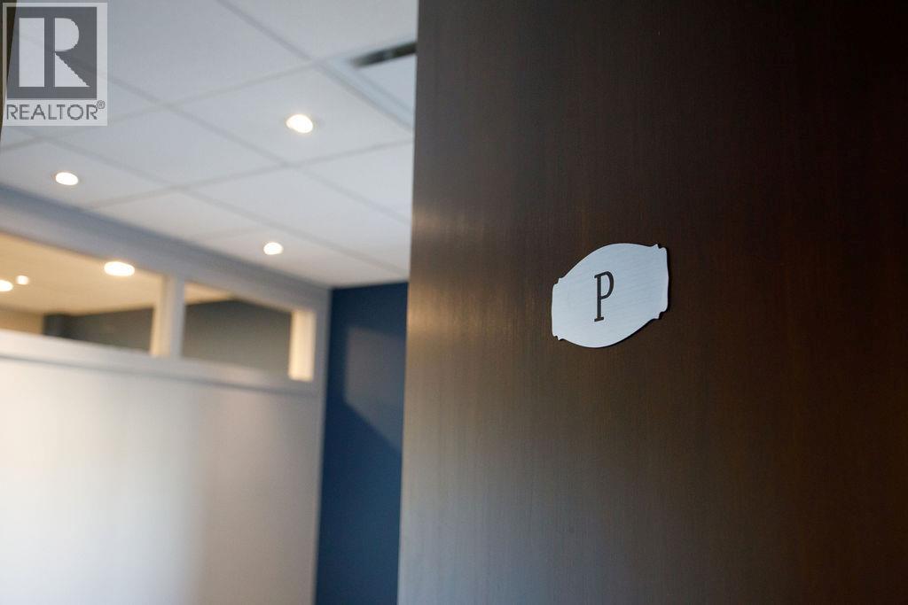 200 1455 Ellis Street, Kelowna