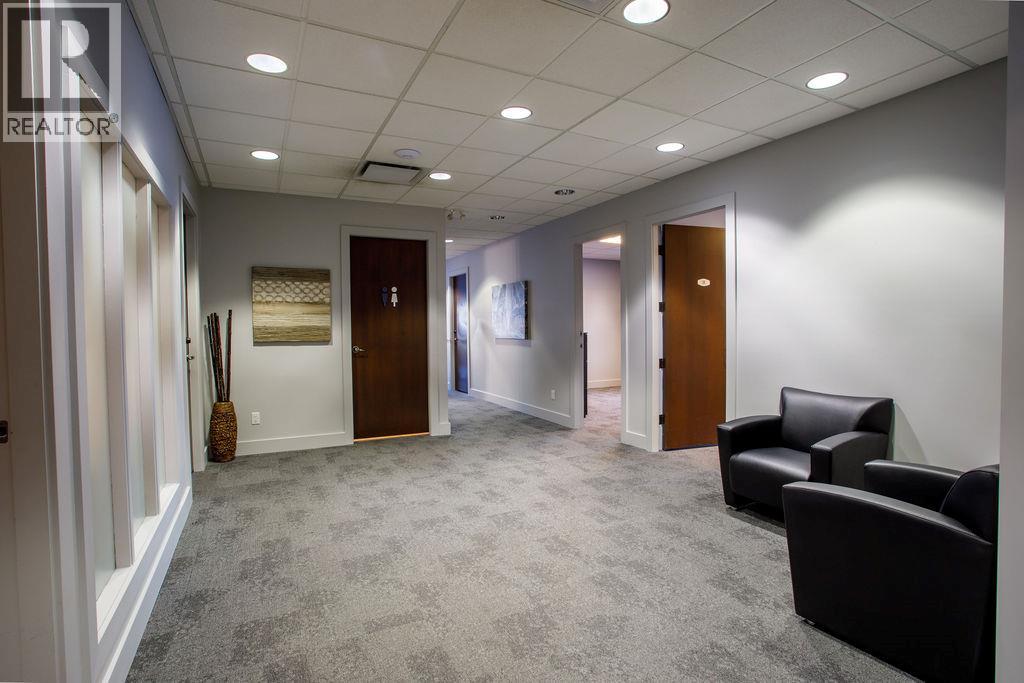 200 1455 Ellis Street, Kelowna