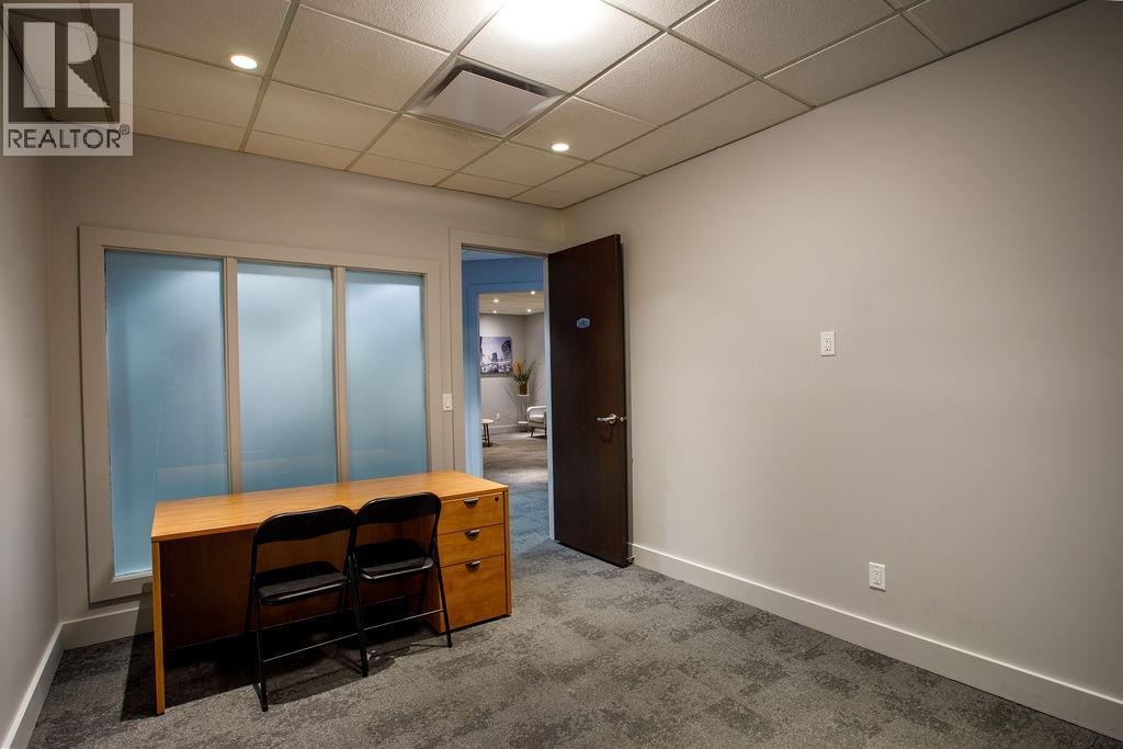 200 1455 Ellis Street, Kelowna