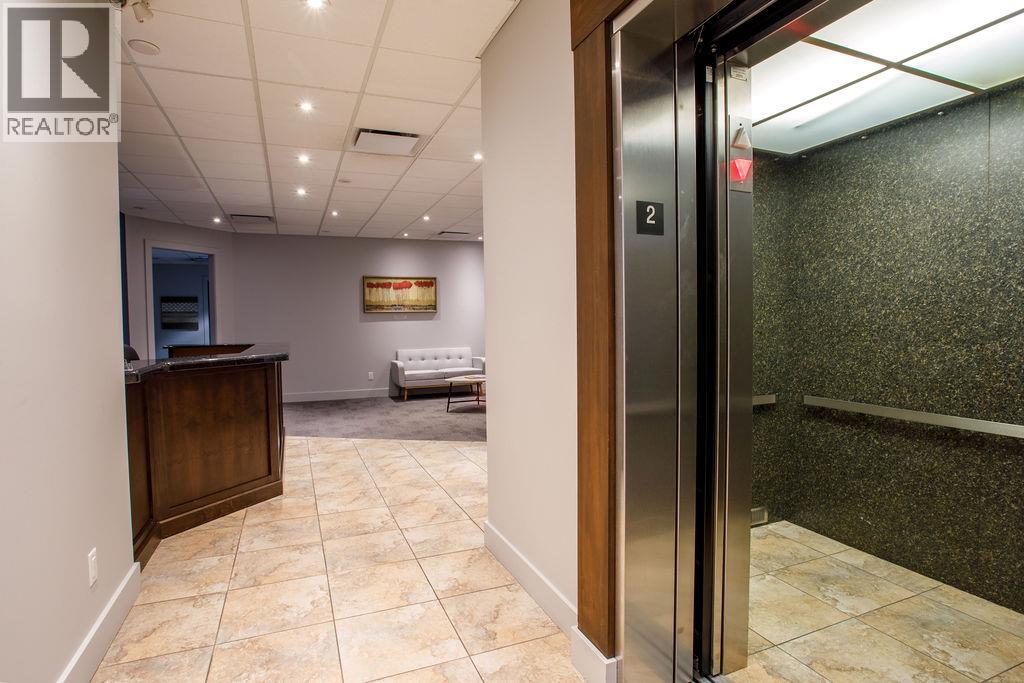 200 1455 Ellis Street, Kelowna