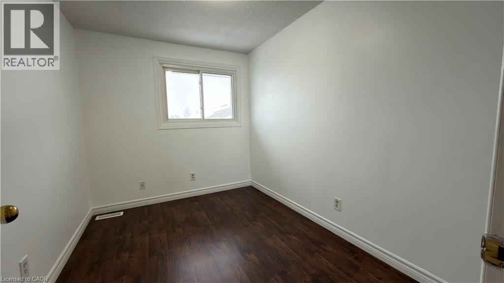 #33 66 GLAMIS ROAD - 22