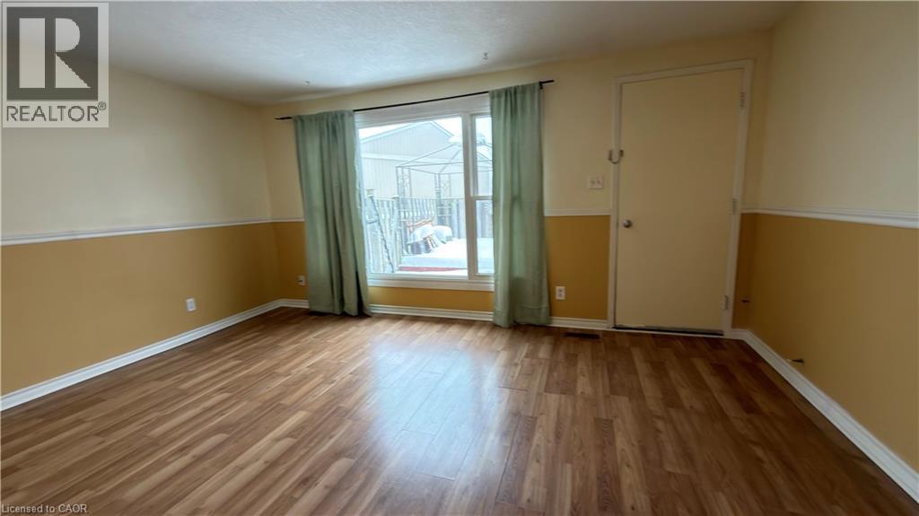#33 66 GLAMIS ROAD - 11