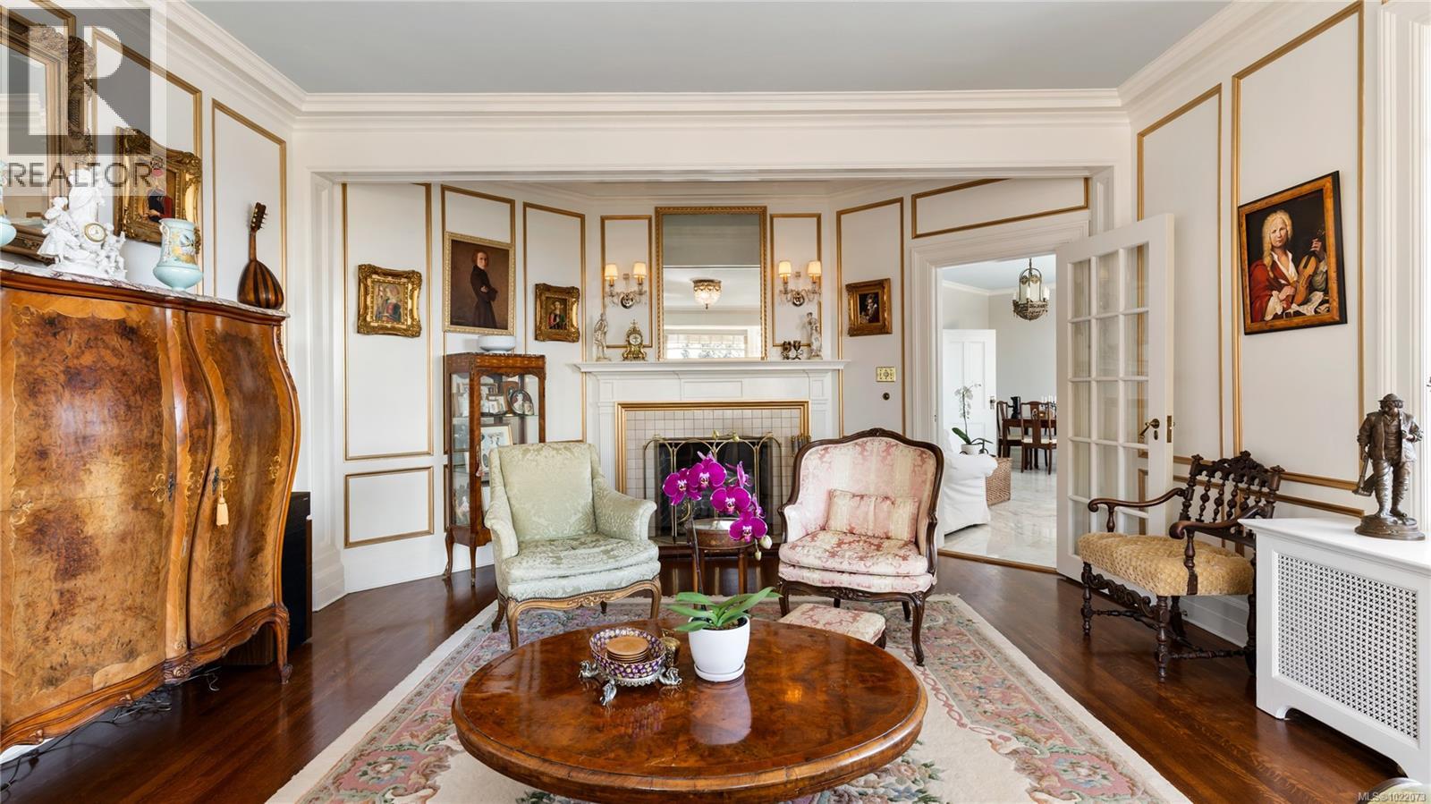  305 Denison Road, Oak Bay