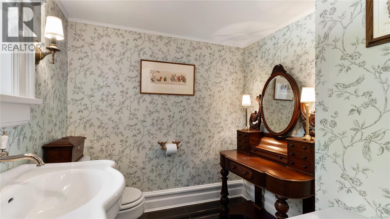 305 Denison Rd - 46