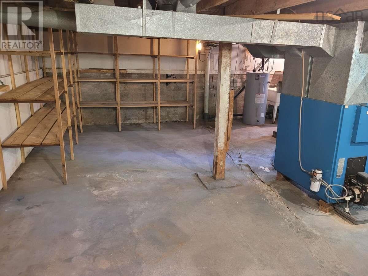 Property 32 of 45 of 2515 Highway 1