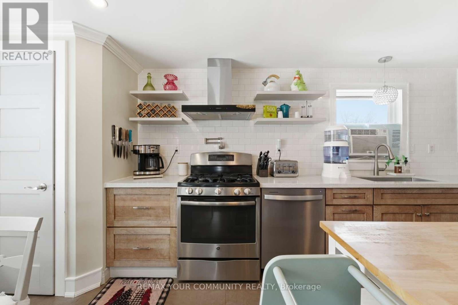 41 EASTERN AVENUE - 13