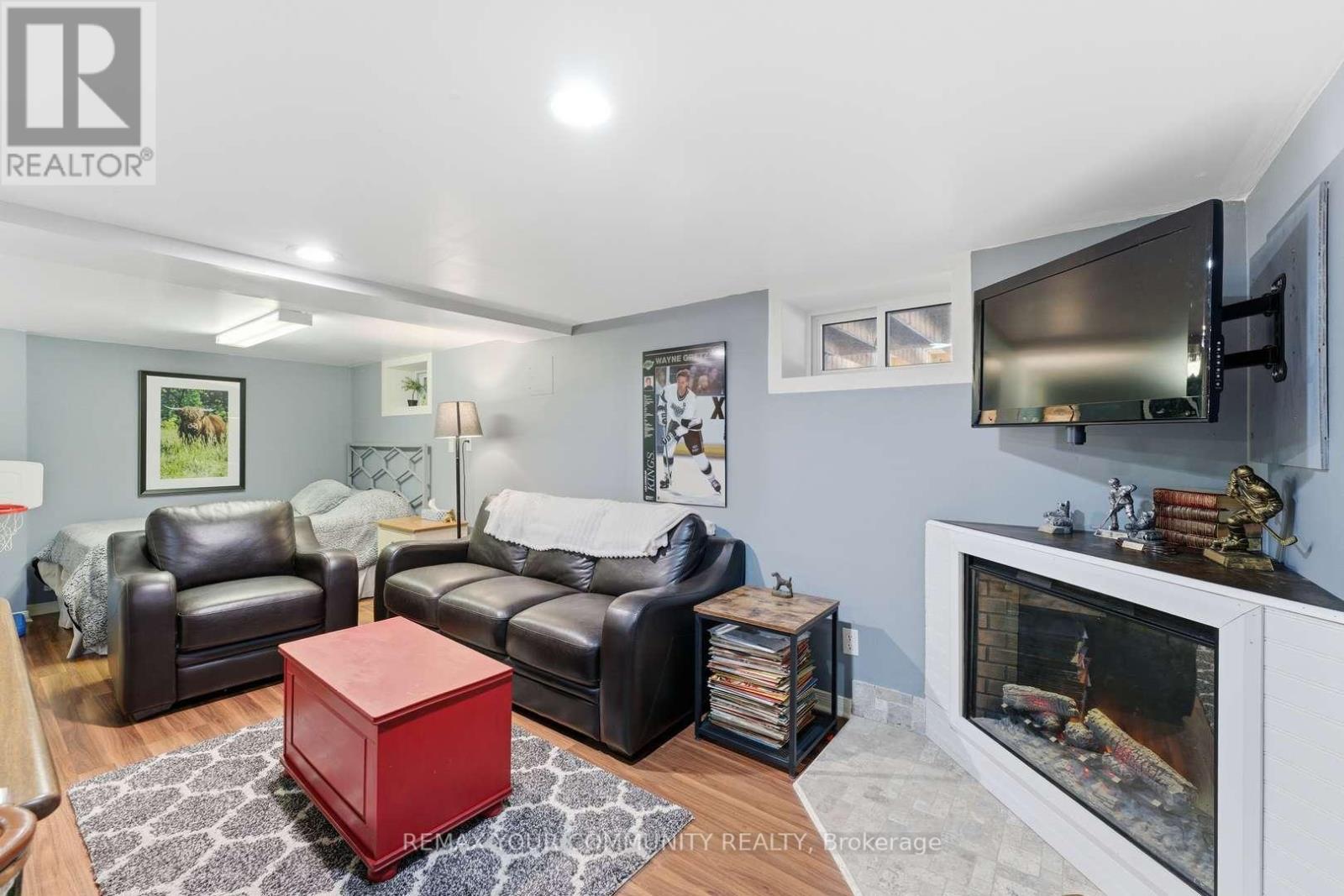 41 EASTERN AVENUE - 24