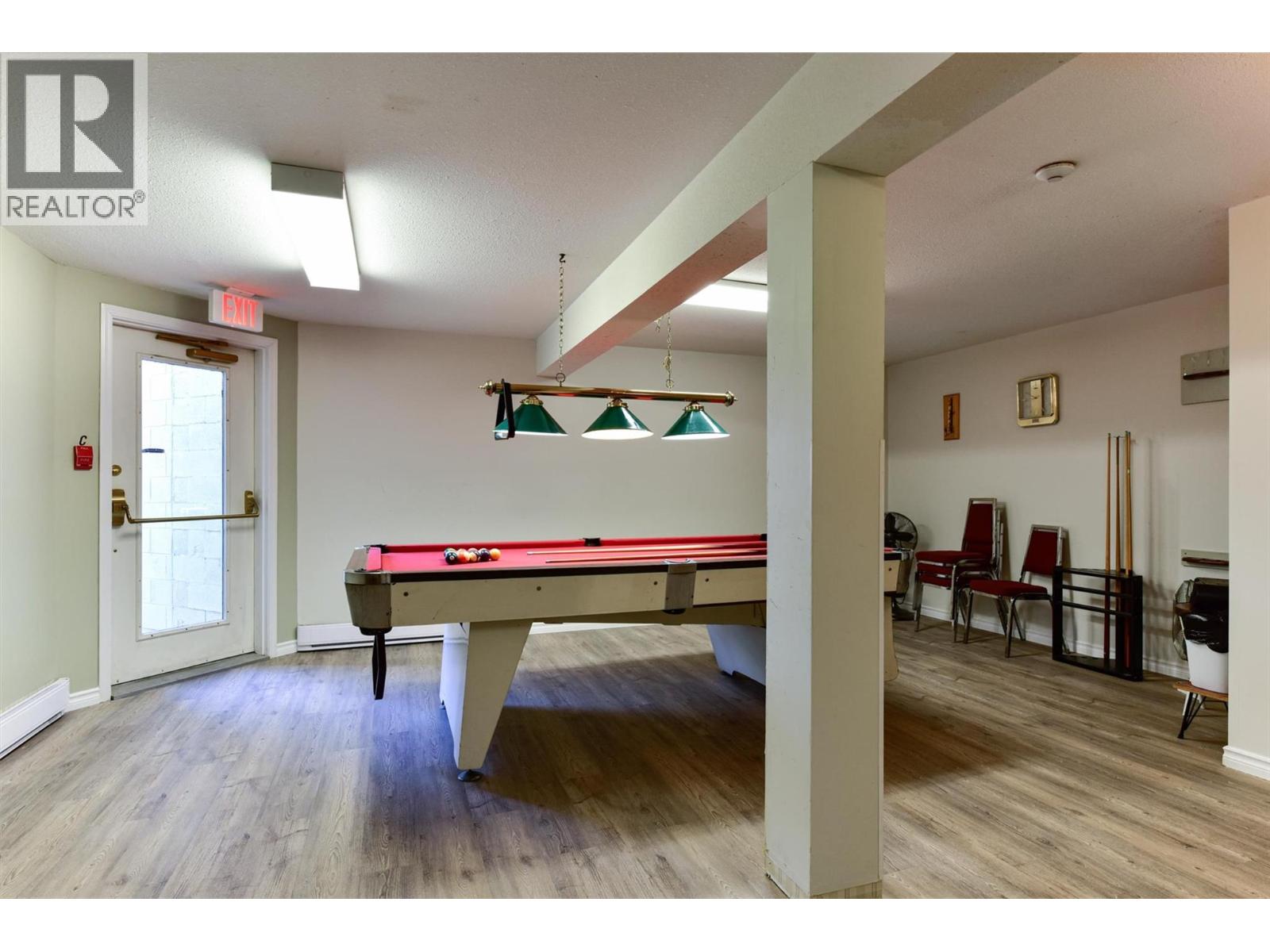 #304 575 Sutherland Avenue - 35