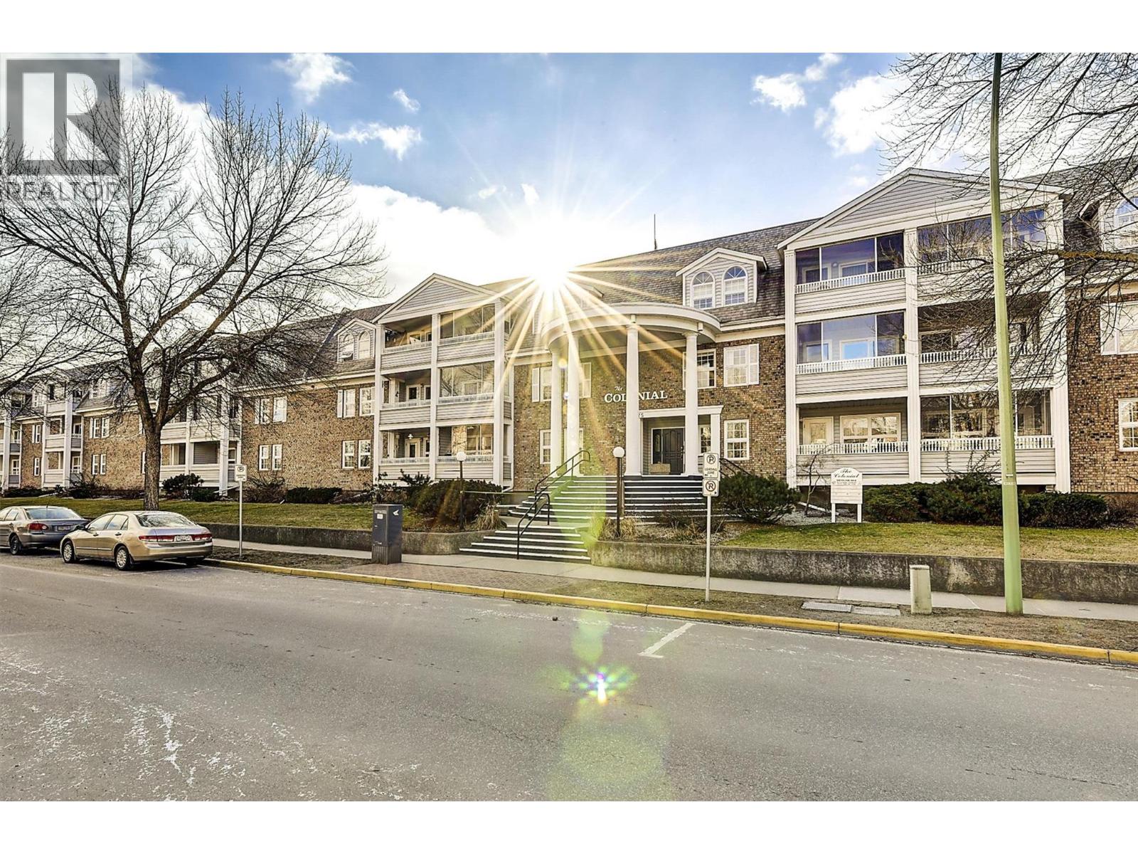 #304 575 Sutherland Avenue - 1