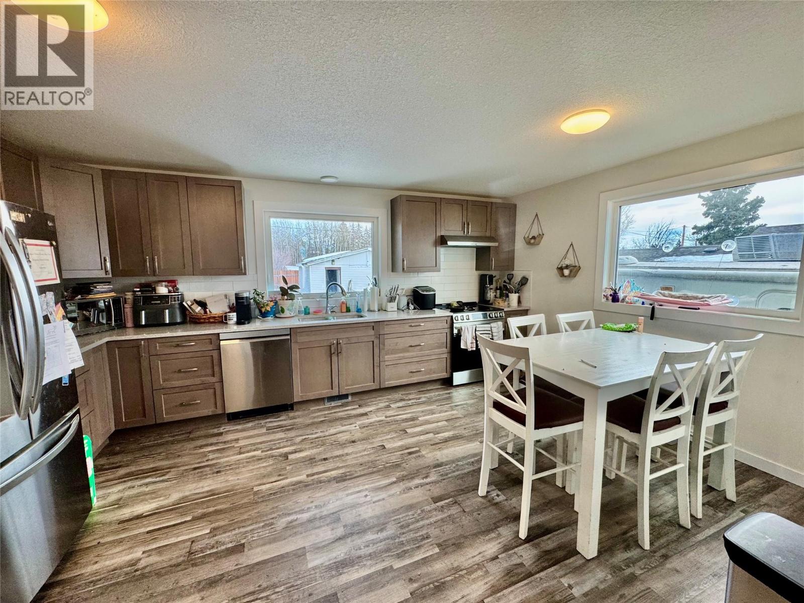 9120 8 Street, Dawson Creek