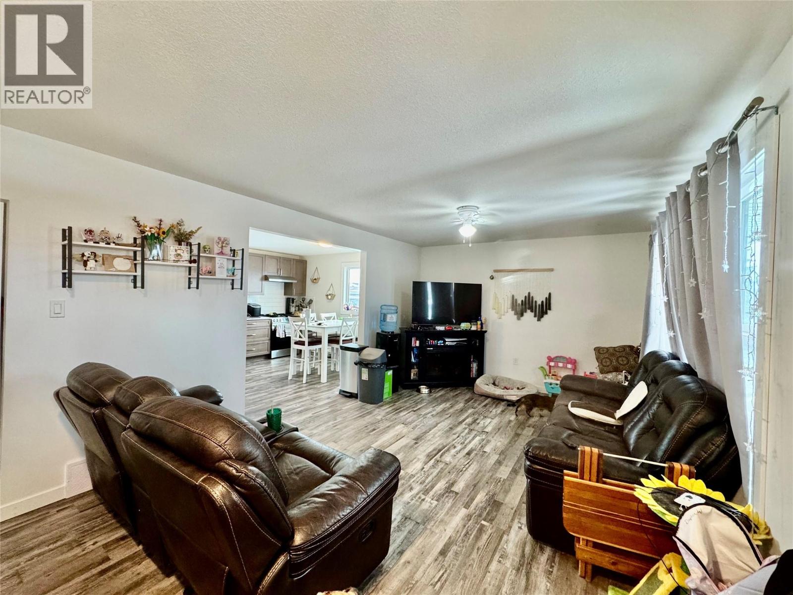 9120 8 Street, Dawson Creek