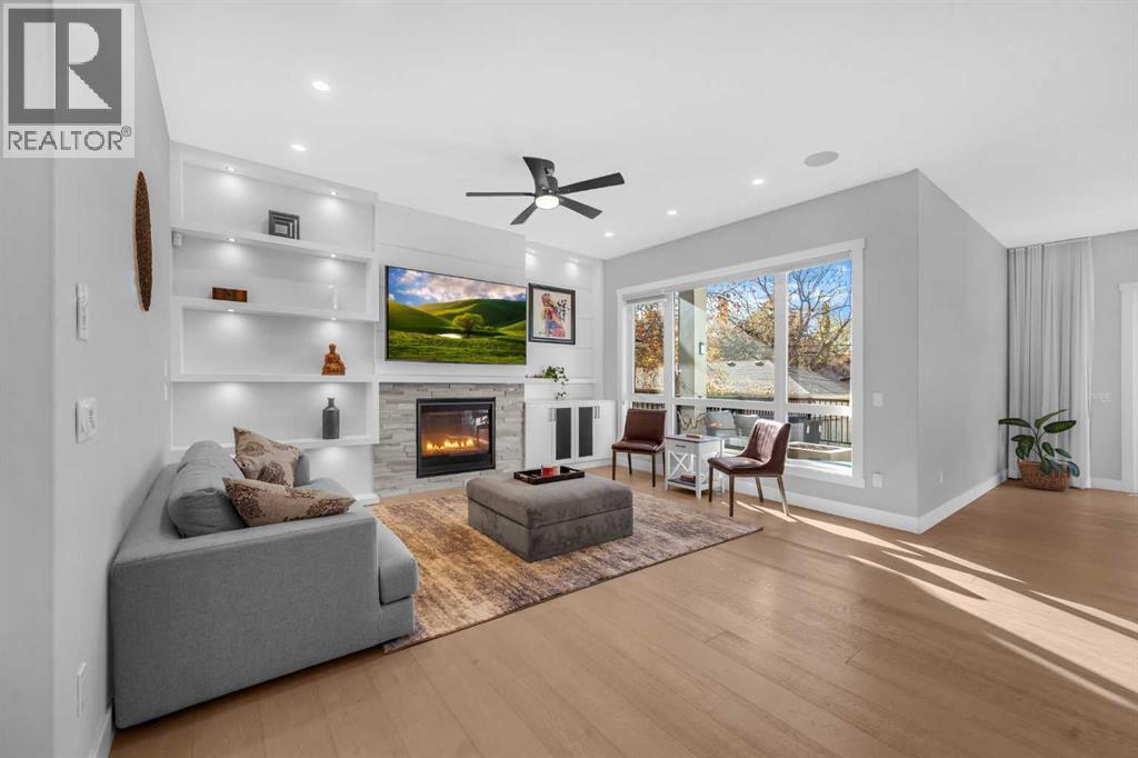 Single Family House for Sale in  a Street SE Inglewood Calgary 