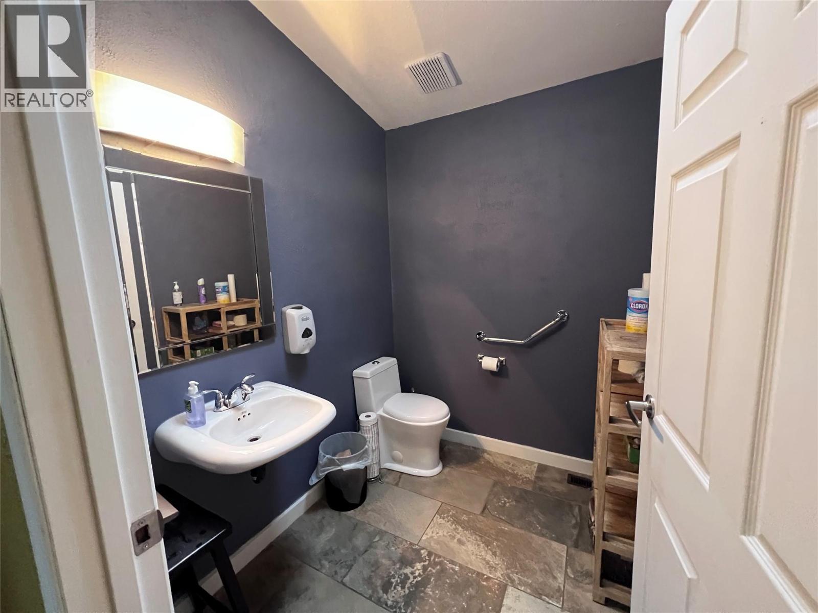 203 Vermilion Avenue, Princeton