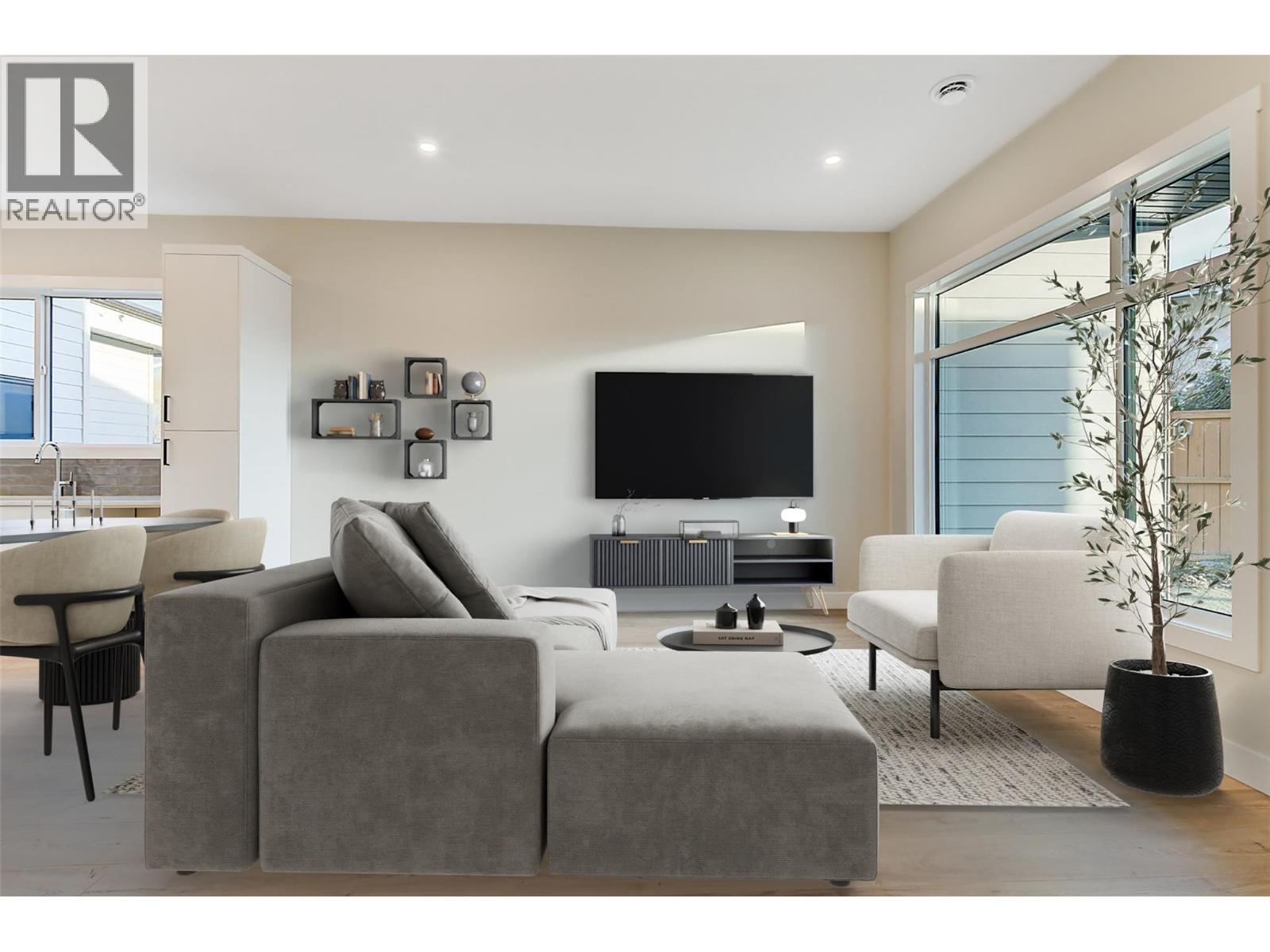 4 732 Coopland Crescent, Kelowna