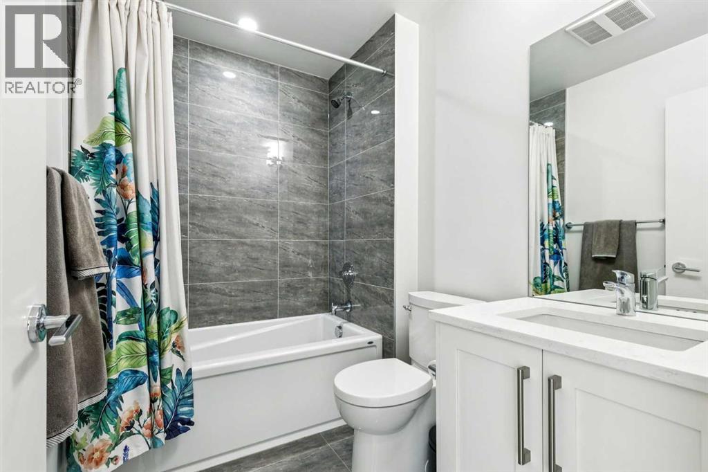 Single Family House for Sale in    Avenue SW Mission Calgary 