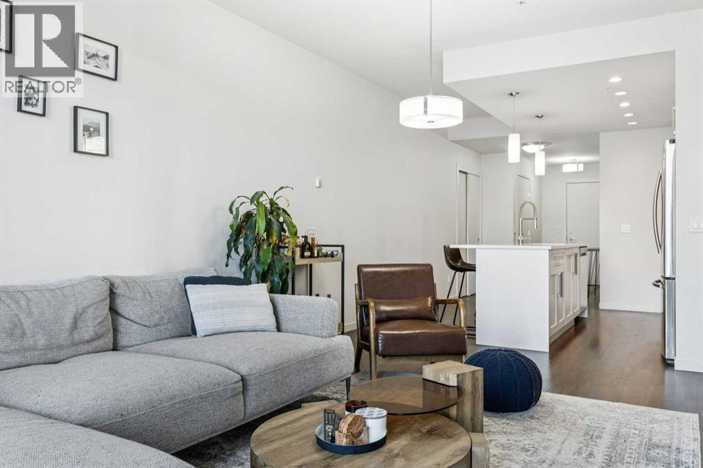 Single Family House for Sale in    Avenue SW Mission Calgary 