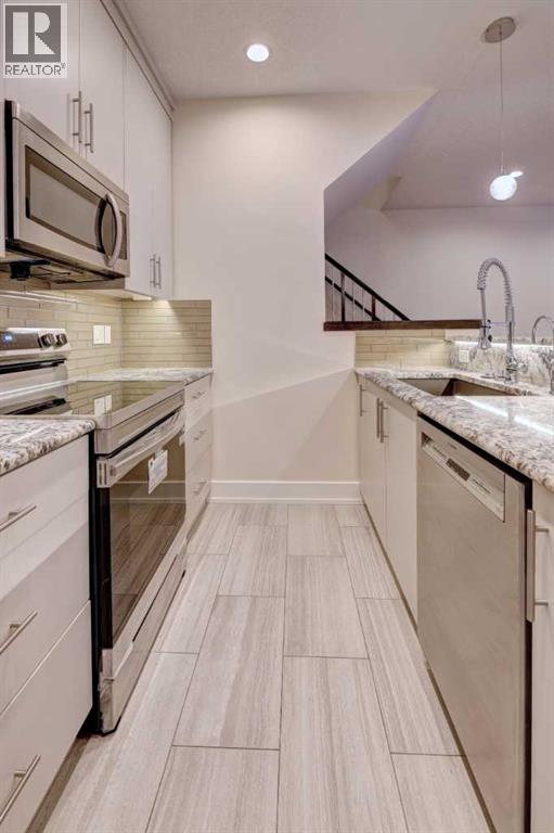 Single Family House for Sale in    Avenue NE Crescent Heights Calgary 