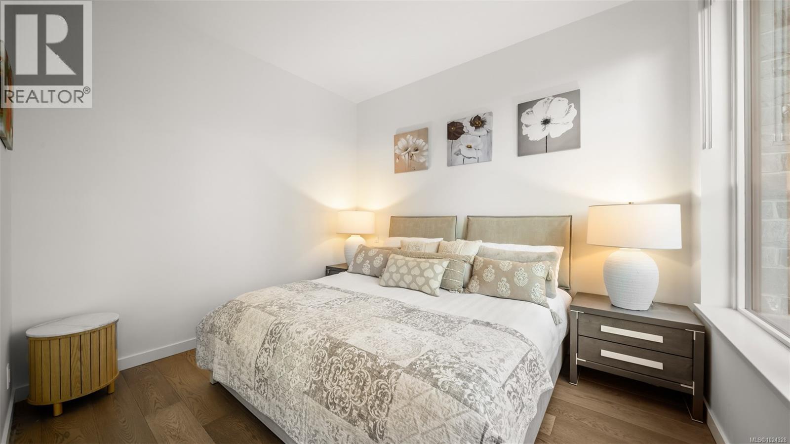 518 2000 HANNINGTON Rd, Langford