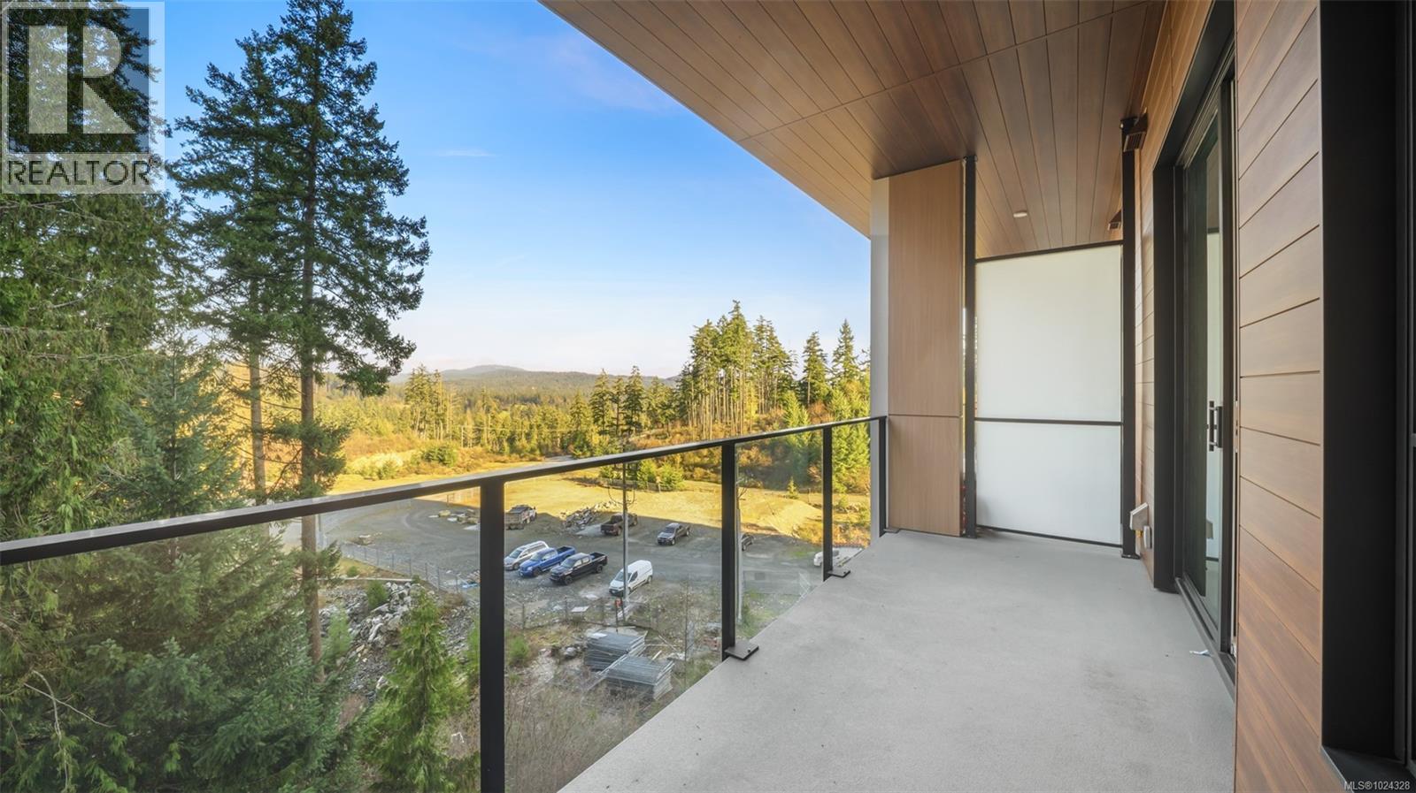 518 2000 HANNINGTON Rd, Langford