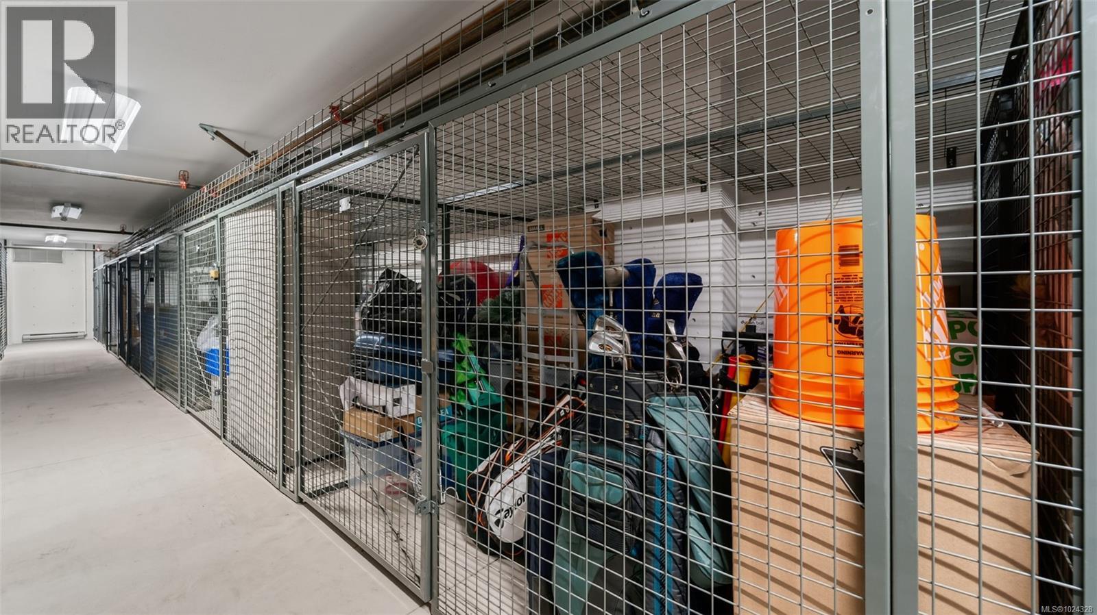 518 2000 HANNINGTON Rd, Langford