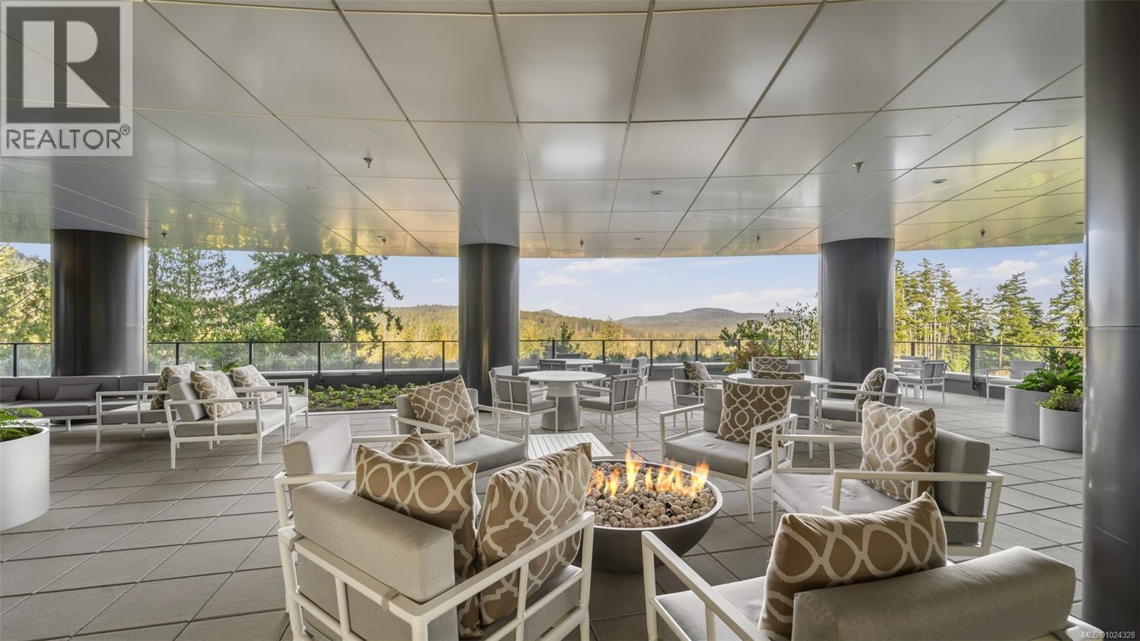 518 2000 HANNINGTON Rd, Langford