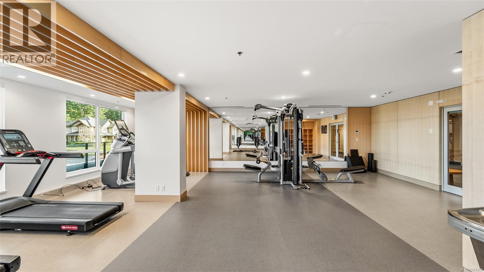 518 2000 HANNINGTON Rd, Langford