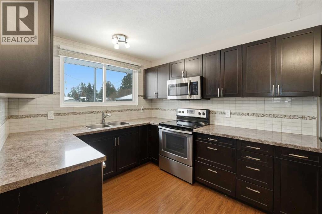 3325 43 Avenue, Red Deer