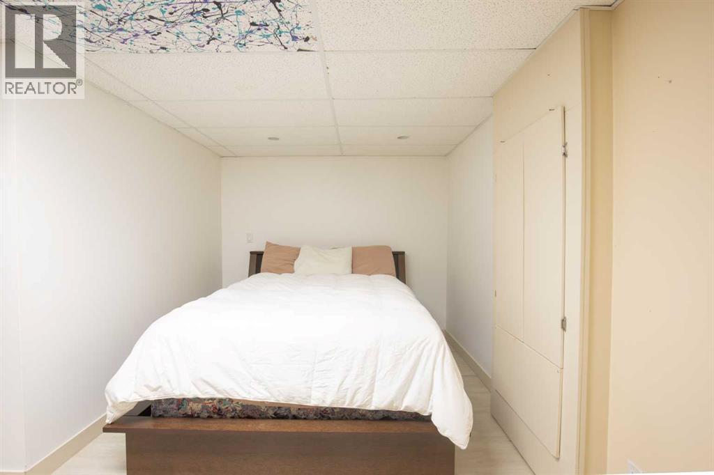 13 Blackstone Avenue, Lacombe