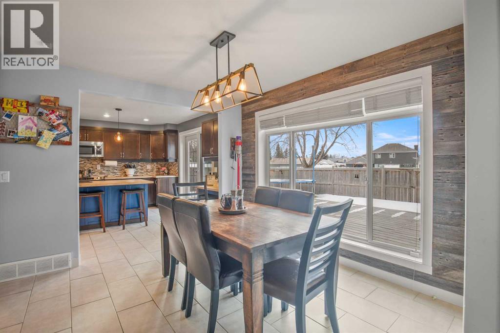 13 Blackstone Avenue, Lacombe