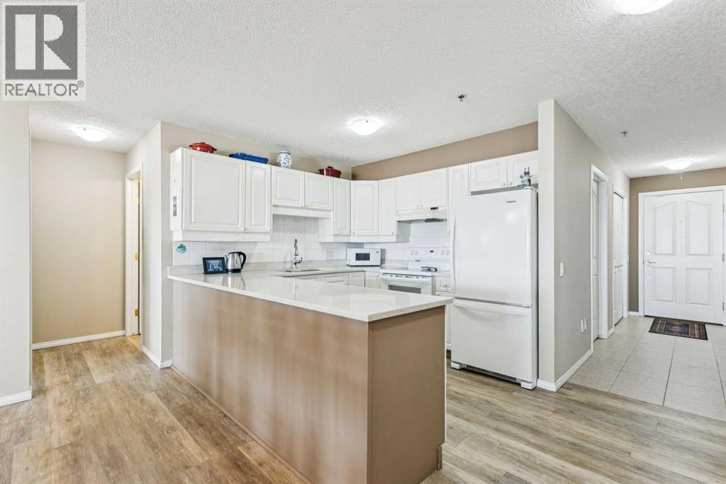 Single Family House for Sale in   Simcoe Boulevard SW Signal Hill Calgary 