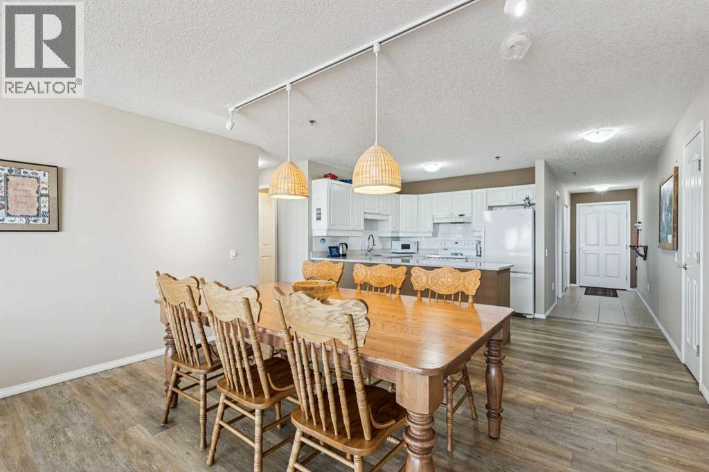 Single Family House for Sale in   Simcoe Boulevard SW Signal Hill Calgary 