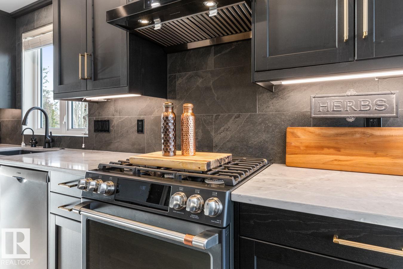 #171 52304 RGE ROAD 233, Rural Strathcona County