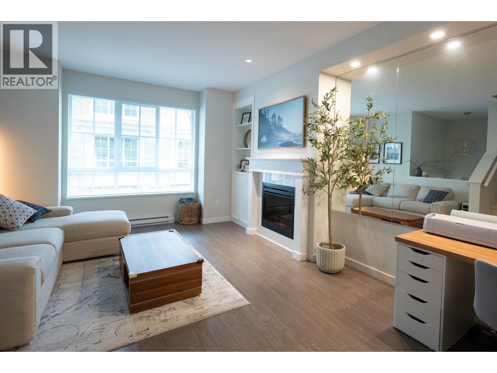 #45-5510 ADMIRAL Way, Delta