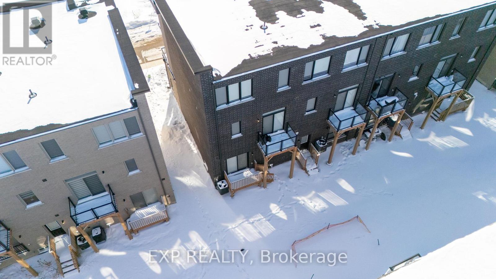 54 WASCANA ROAD - 9