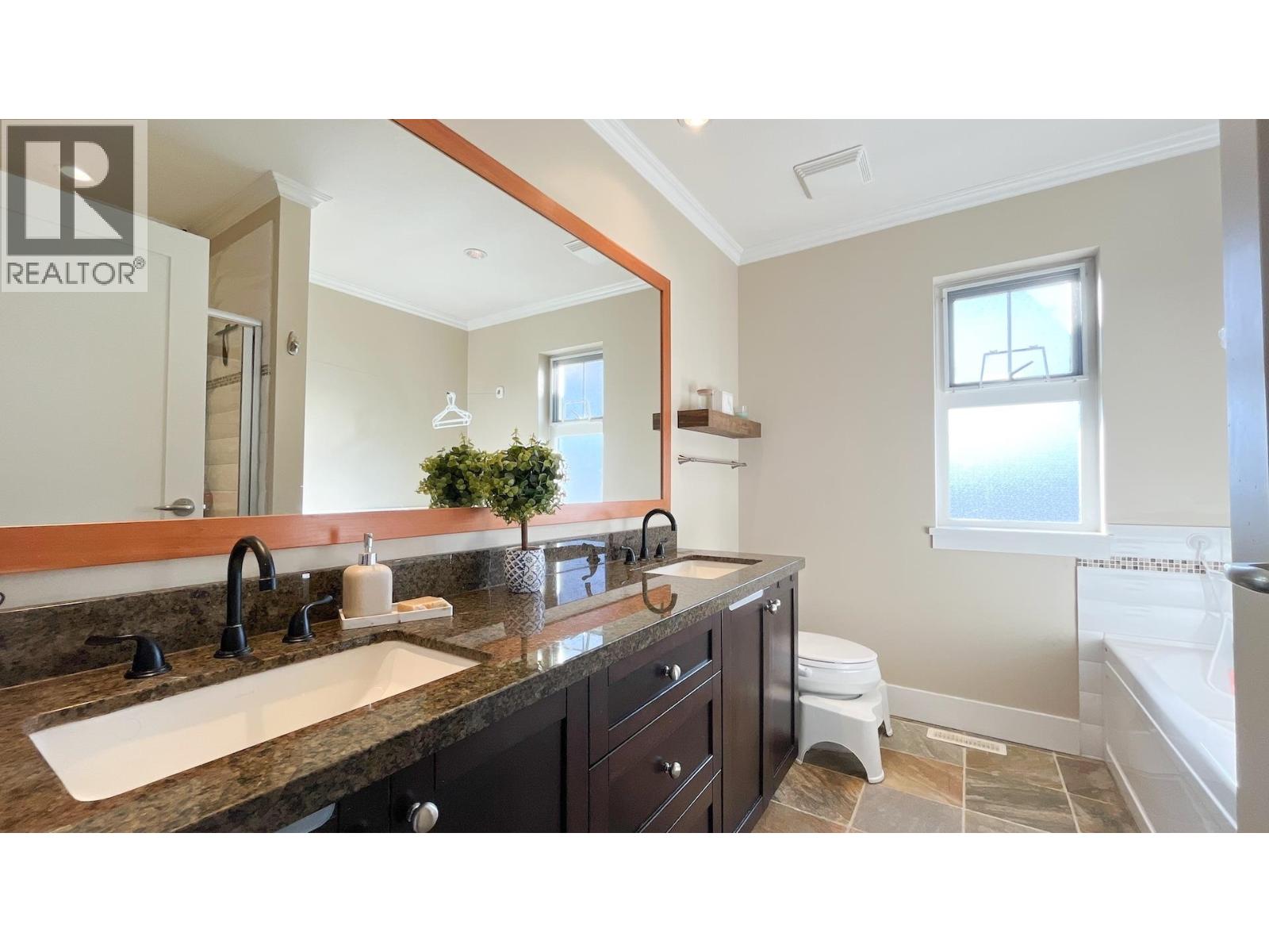 214 BROOKES STREET, New Westminster