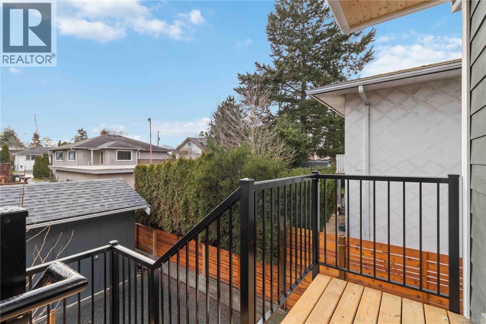 6 1789 Emerson Street, Victoria