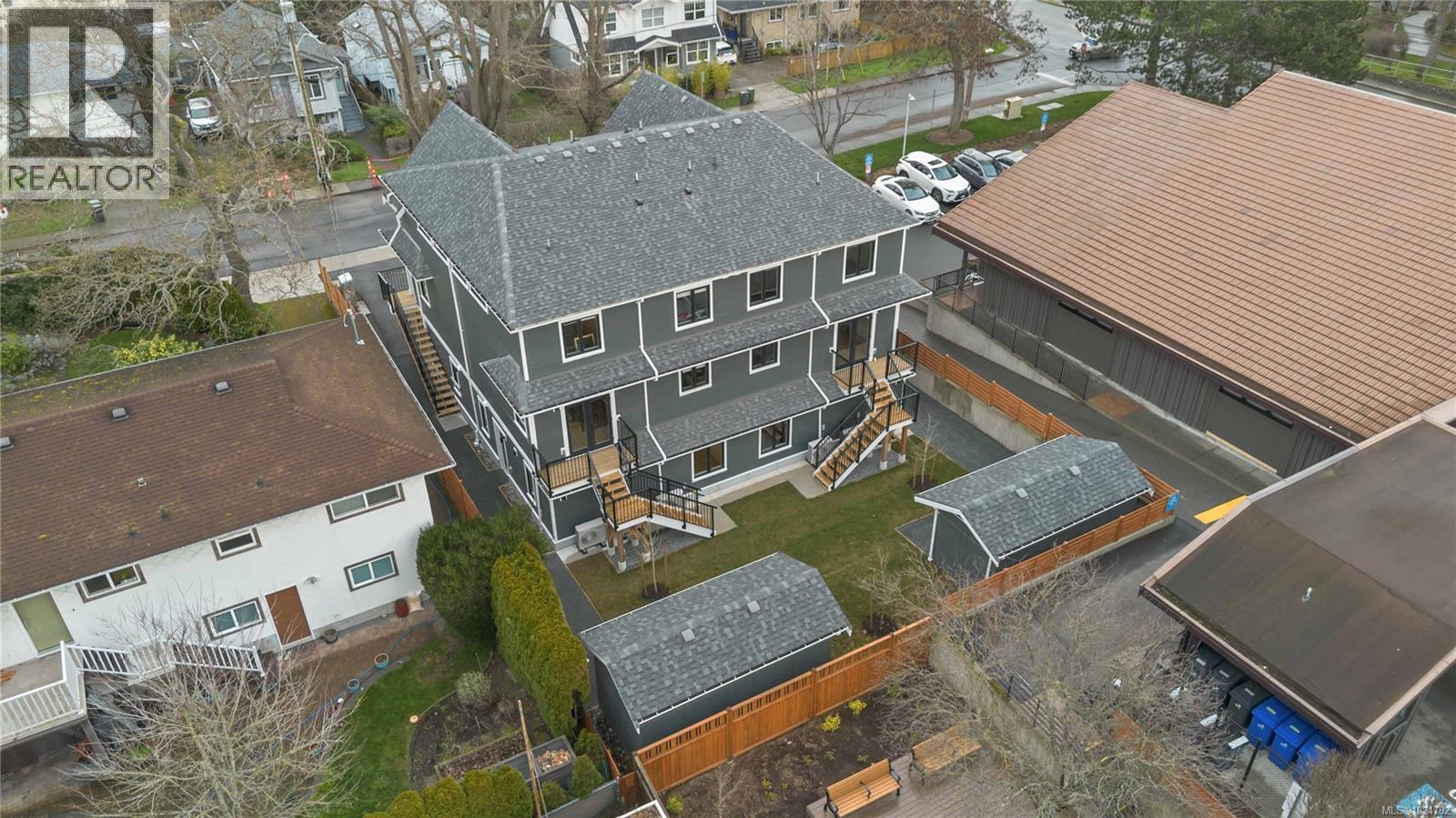 #6 1789 Emerson St - 41