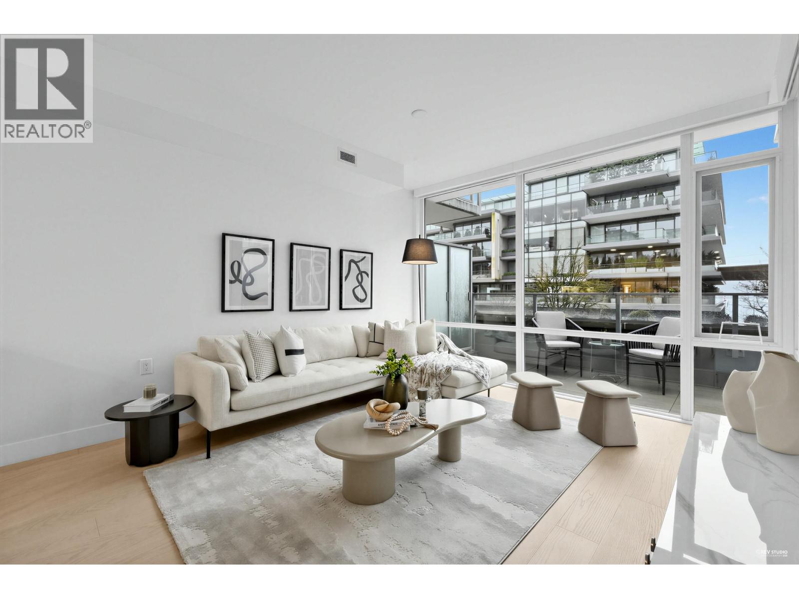 205 1331 MARINE DRIVE, West Vancouver