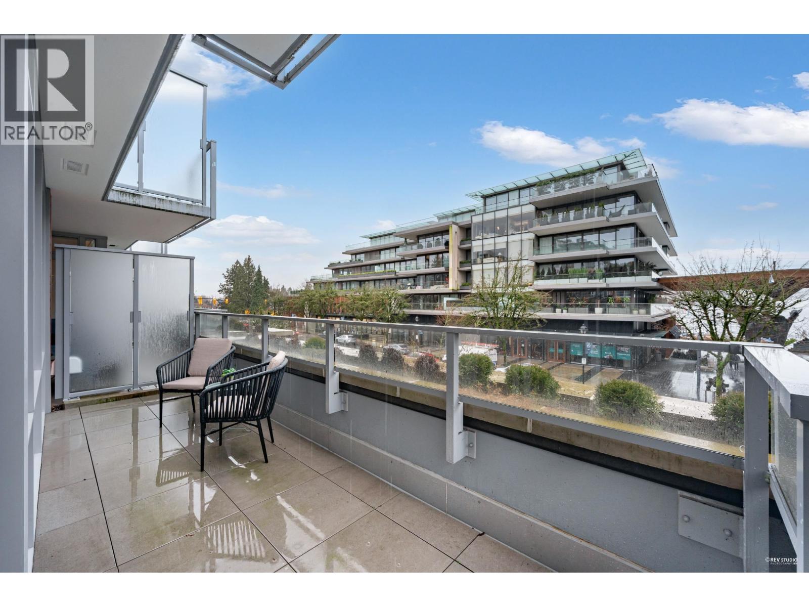 205 1331 MARINE DRIVE, West Vancouver