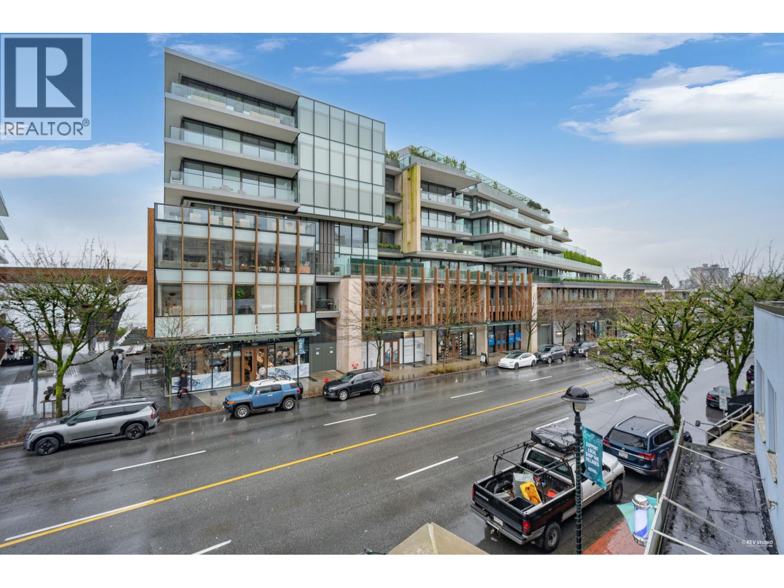 205 1331 MARINE DRIVE, West Vancouver