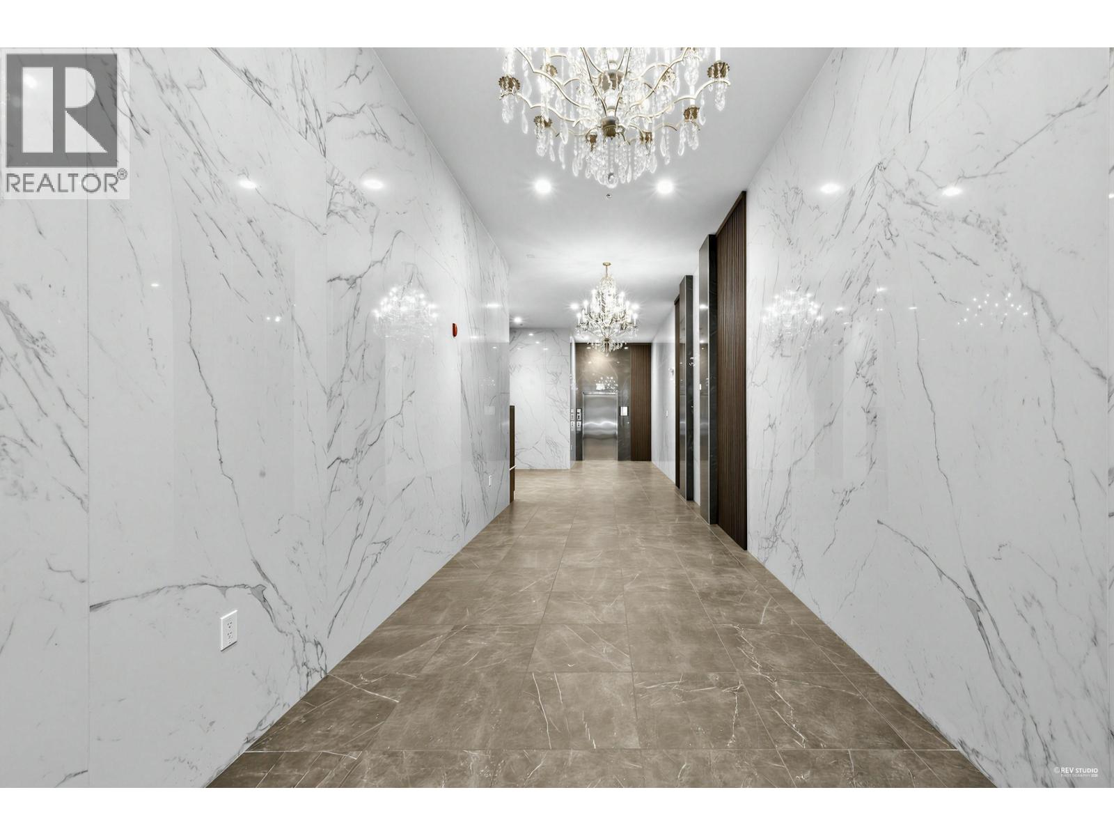 205 1331 MARINE DRIVE, West Vancouver