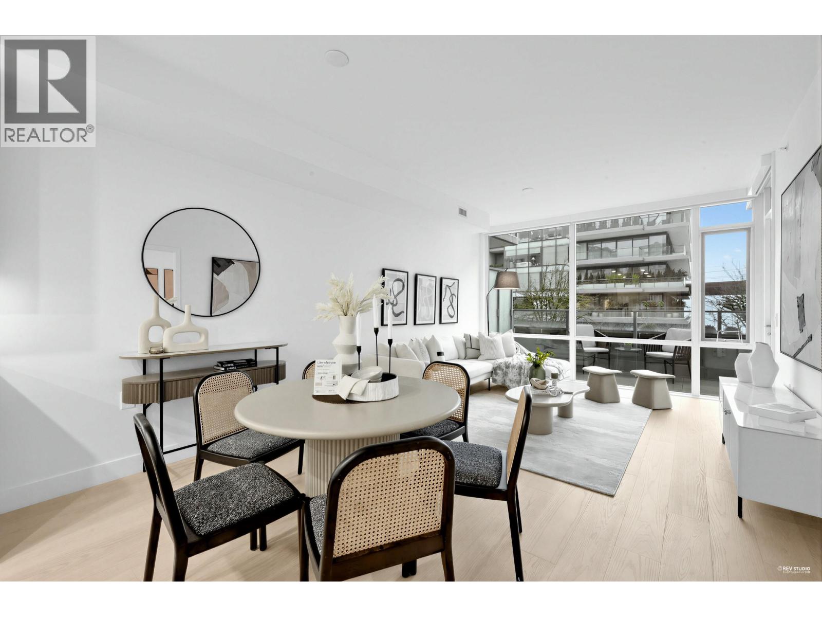 205 1331 MARINE DRIVE, West Vancouver