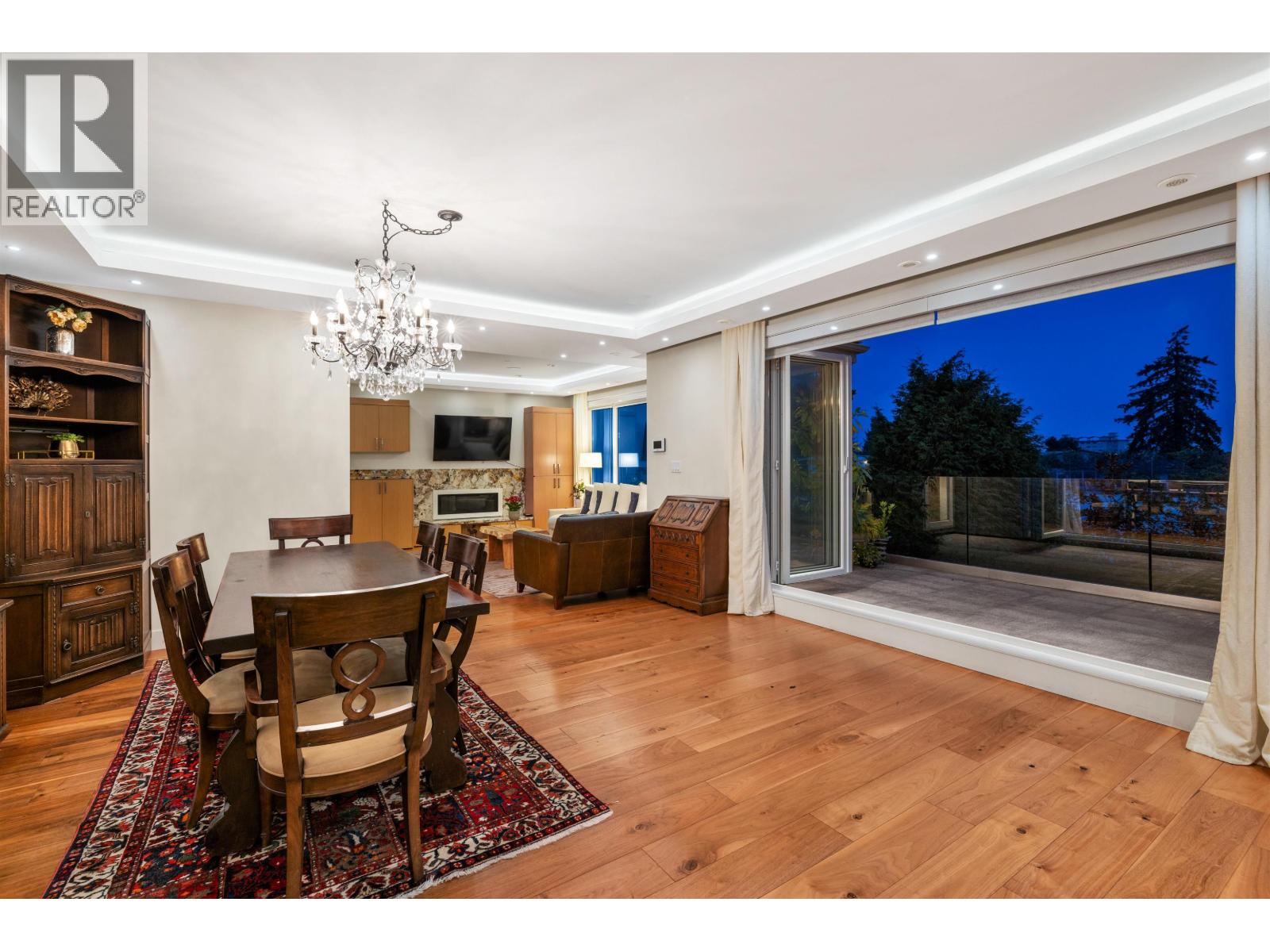 2449 KINGS AVENUE, West Vancouver