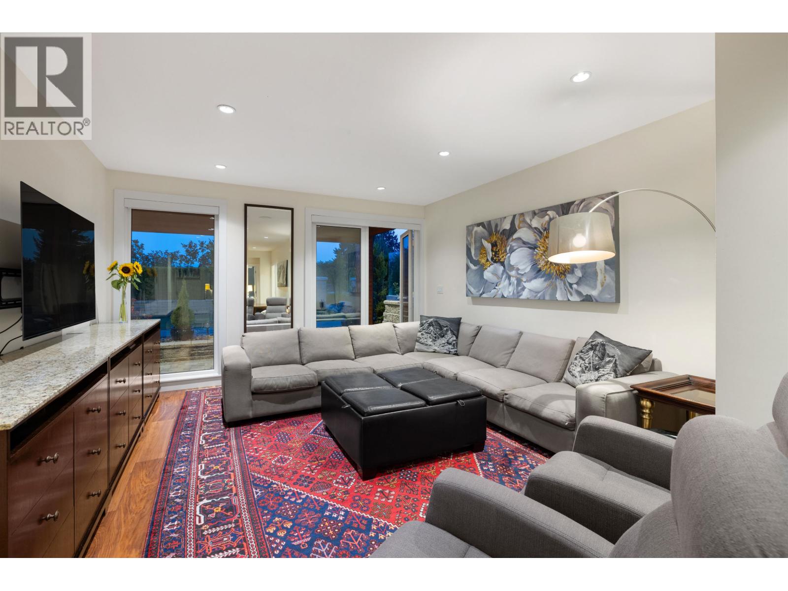 2449 KINGS AVENUE, West Vancouver