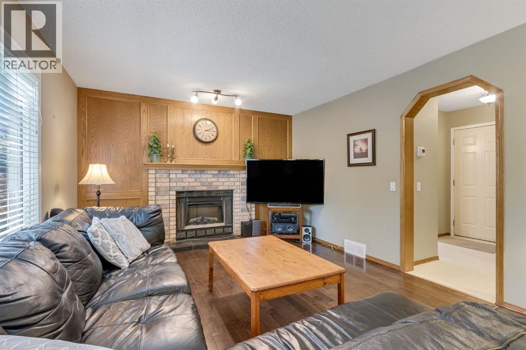 Single Family House for Sale in  Mckerrell Way SE McKenzie Lake Calgary 