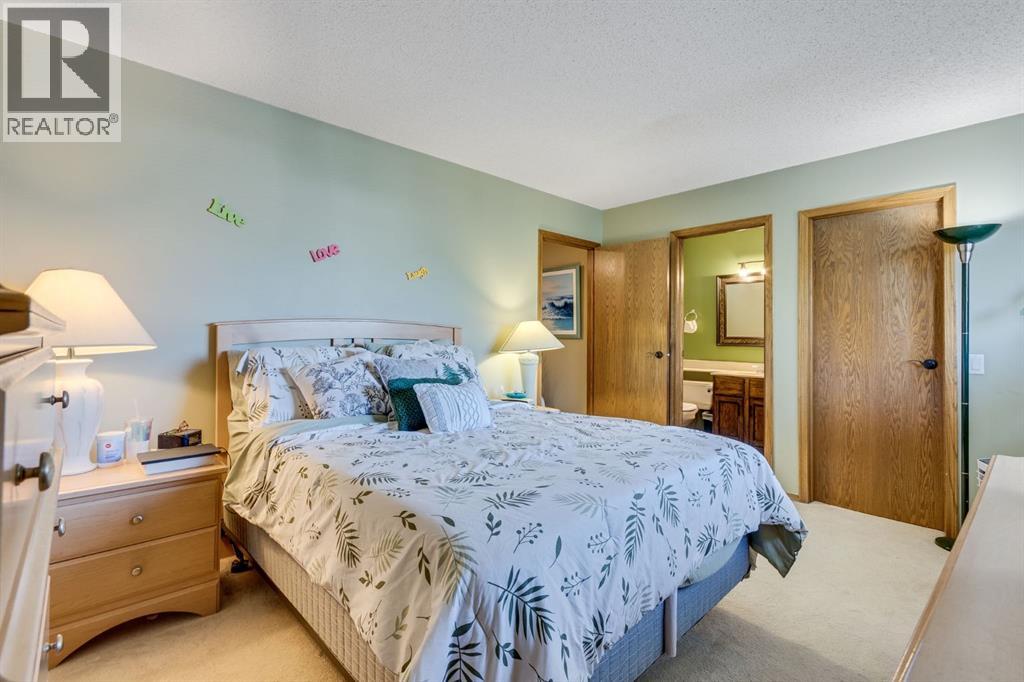 Single Family House for Sale in  Mckerrell Way SE McKenzie Lake Calgary 